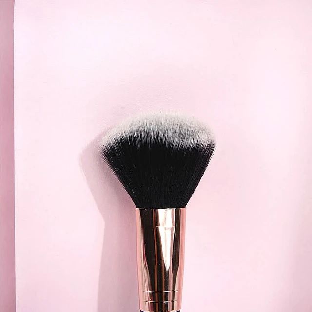 Četkica za puder 5060226339617 | BRUSHWORKS| Kozmo Online