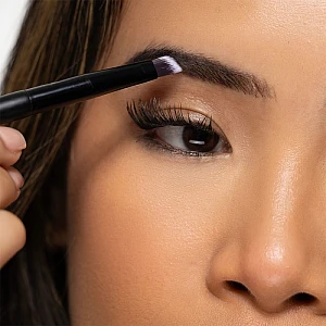 Kosa četkica za obrve No. 21