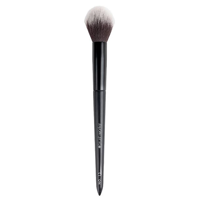 Četkica za hajlajter No. 13 | BRUSHWORKS | Kozmo Online Četkica za hajlajter No. 13 | BRUSHWORKS | Kozmo Online