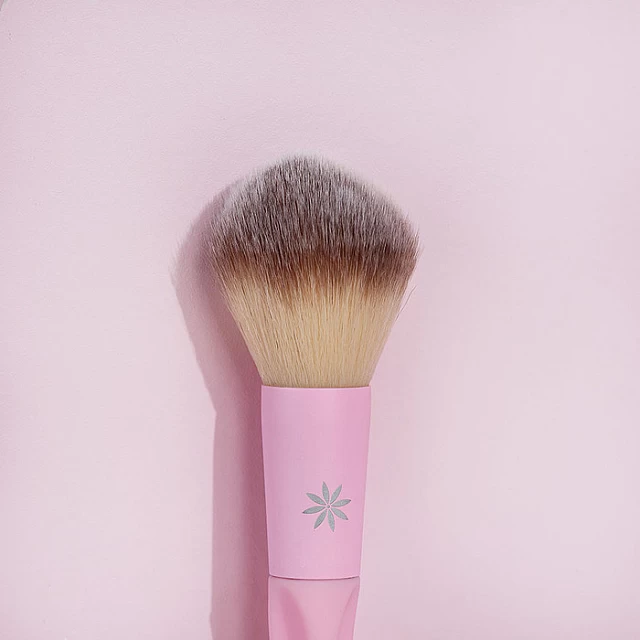 Četkica za Blendovanje Pudera BRUSHWORKS | Cetkice za Sminkanje | Puderi |Kozmo Shop Online | Kozmo Online Četkica za Blendovanje Pudera BRUSHWORKS | Cetkice za Sminkanje | Puderi |Kozmo Shop Online | Kozmo Online