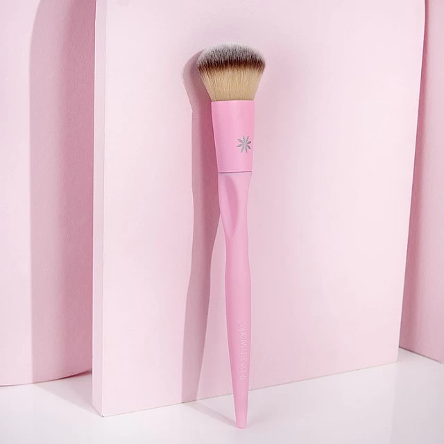 Četkica za Rumenilo, Bronzer i Hajlajter | Četkice za Šminkanje | Brushworks | Kozmo Online Četkica za Rumenilo, Bronzer i Hajlajter | Četkice za Šminkanje | Brushworks | Kozmo Online