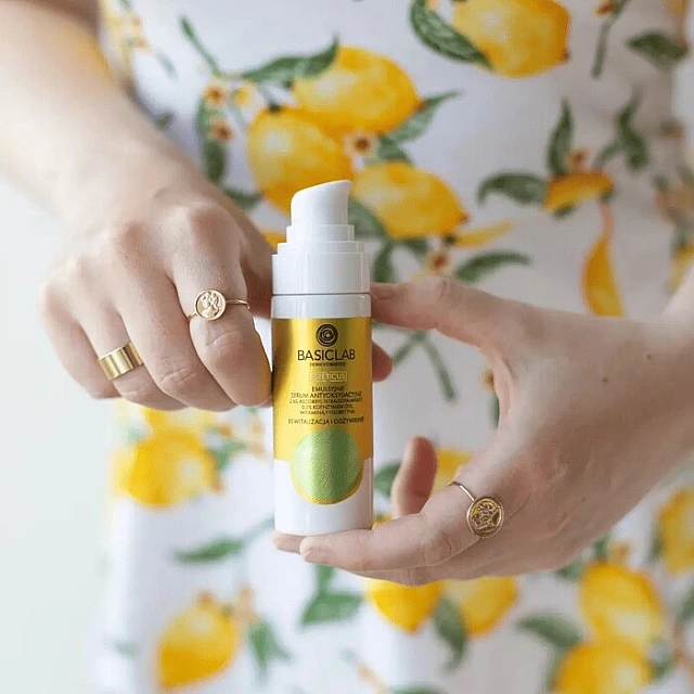 BasicLab Vitamin C Serum za Lice za Posvetljivanje Kože - Kozmo - 5904639170286 