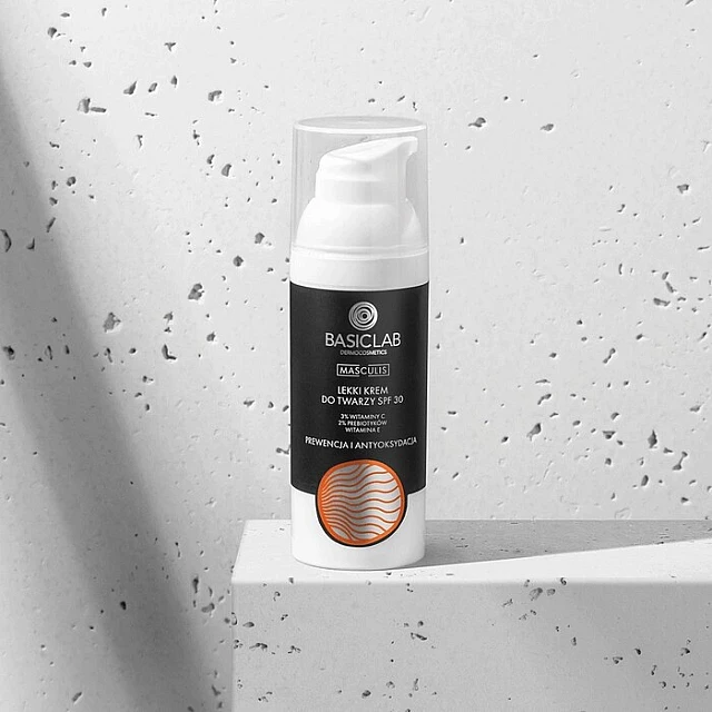 BasicLab Hidrantna krema za lice SPF 30 sa vitaminom C 50ml | 5904639170774 | Kozmo