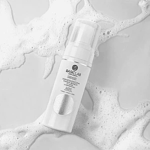 Dermatološka pena za čišćenje lica za osetljivu i suvu kožu 150 ml