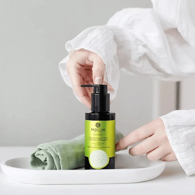 BasicLab Tečni BHA Piling Za Lice 2% Salicilna Kiselina - Za Akne i Mitisere 100ml | 5904639171153 | Kozmo