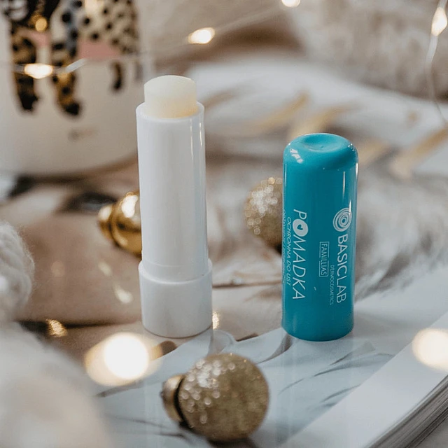 BasicLab Hranljivi balzam za suve i ispucale usne sa vitaminom E | 5907637951215 | Kozmo