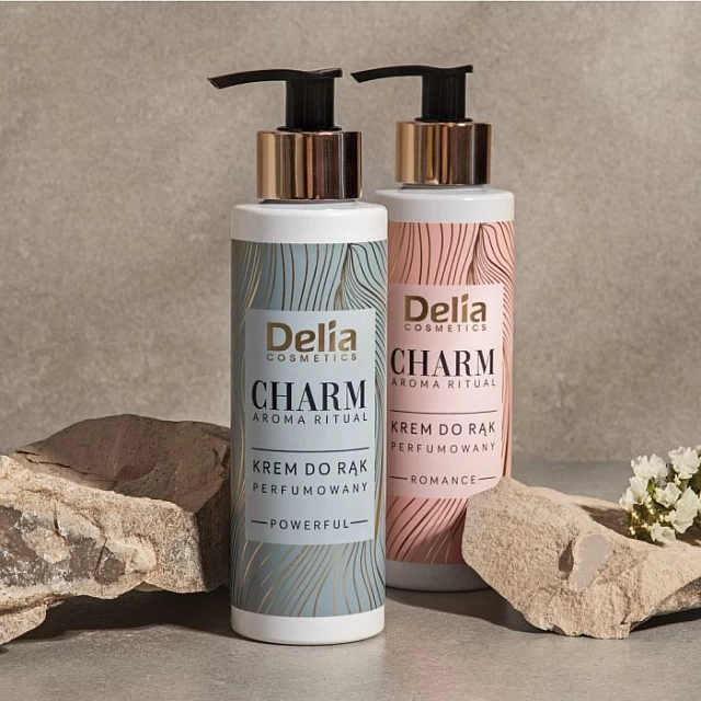 Krema za ruke sa aromatičnim mirisima ROMANCE CHARM 200 ml | DELIA Cosmetics | Kozmo Krema za ruke sa aromatičnim mirisima ROMANCE CHARM 200 ml | DELIA Cosmetics | Kozmo