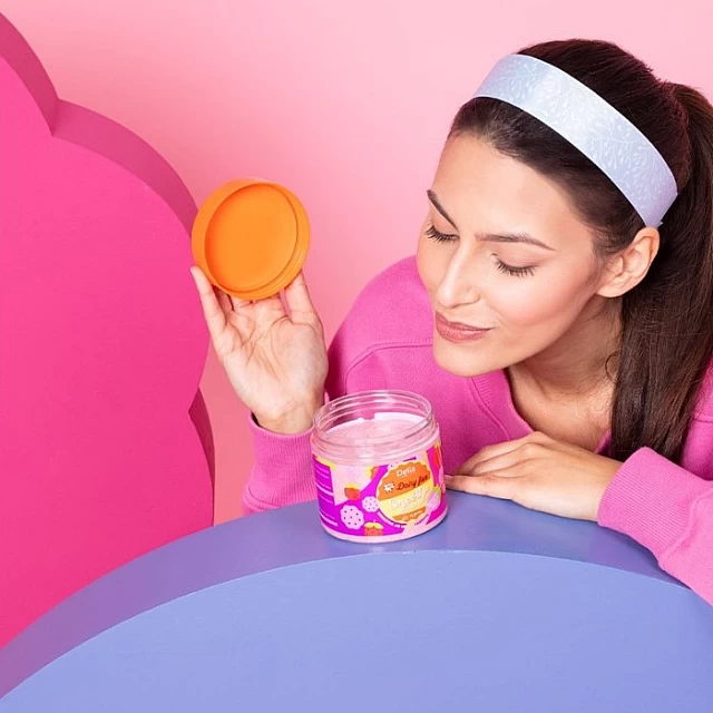 Piling žele za telo sa eteričnim uljem maline Dairy Fun 350 g | DELIA Cosmetics | Kozmo Piling žele za telo sa eteričnim uljem maline Dairy Fun 350 g | DELIA Cosmetics | Kozmo