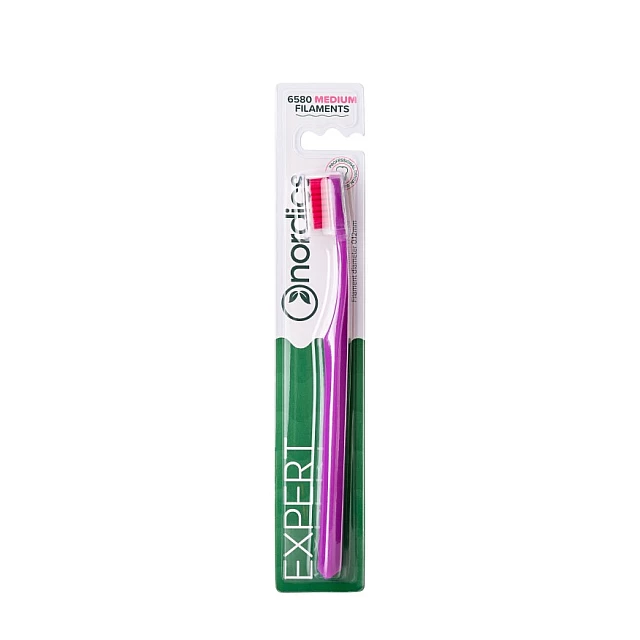 Četkica za zube Nordics Expert Curve 6580 Soft - Ljubičasta Četkica za zube Nordics Expert Curve 6580 Soft - Ljubičasta