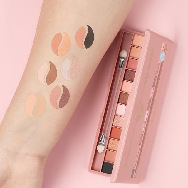 Paleta senki za oci Never too Latte | Lovely | Kozmo | 5905309912779
