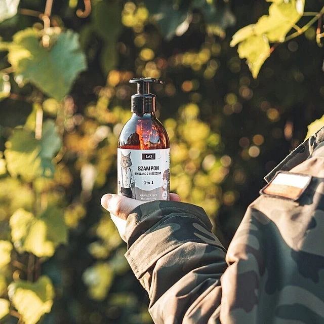 Prirodni muški šampon LaQ - Kvalitetna nega bez štetnih hemikalija 300ml | LaQ | KOZMO Prirodni muški šampon LaQ - Kvalitetna nega bez štetnih hemikalija 300ml | LaQ | KOZMO