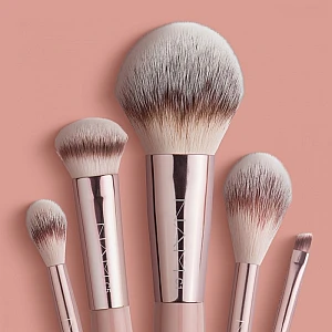 Četkica za obrve i trepavice Nam