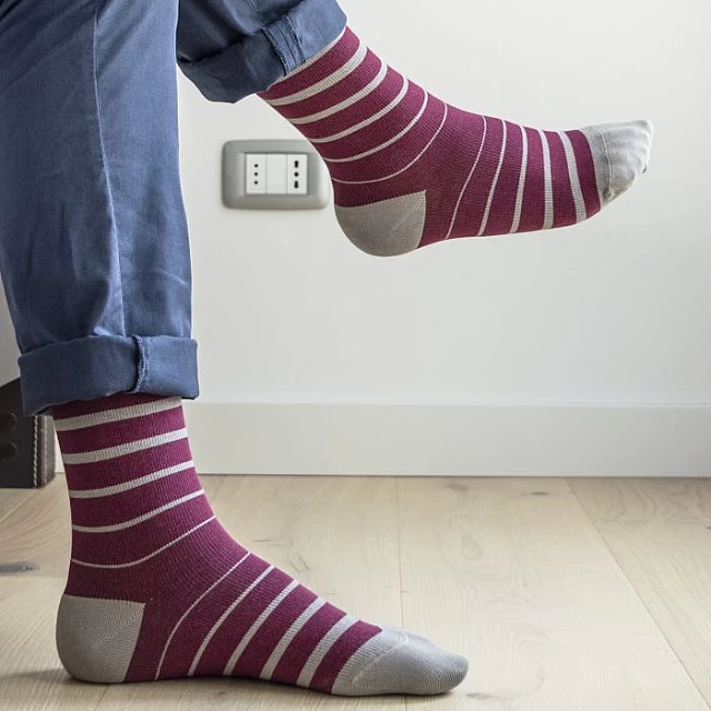 FANCY SOCKS - STRIPED Pattern - Dokolenice Unisex 140 DEN (18-22 mmHg) FANCY SOCKS - STRIPED Pattern - Dokolenice Unisex 140 DEN (18-22 mmHg)