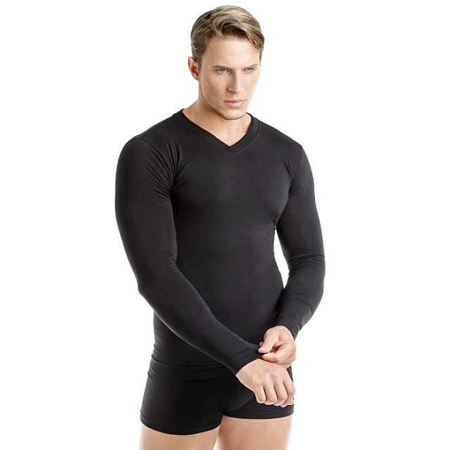 Muška termo majica sa V-izrezom od Dryarn vlakana i merino vune Thermal Zero 250g 3420 ⏐ Thermal Zero ⏐ Kozmo.rs Muška termo majica sa V-izrezom od Dryarn vlakana i merino vune Thermal Zero 250g 3420 ⏐ Thermal Zero ⏐ Kozmo.rs