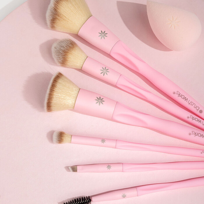 Set četkica za lice i oči sa sunđerom Must-Have Brushworks Kozmo - 5056683105407 