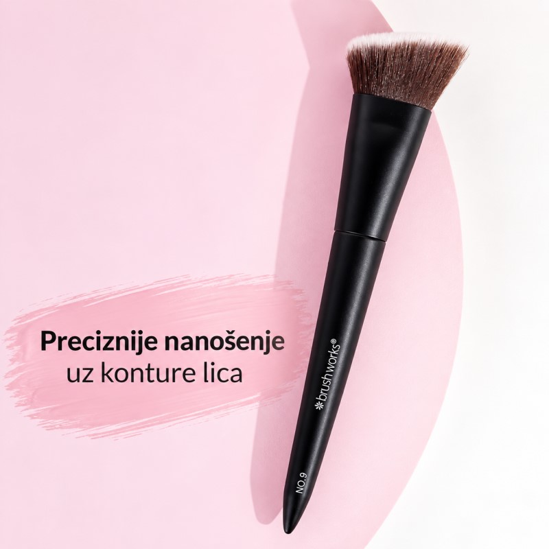 Ugaona četkica za tečni puder No. 9 Brushworks