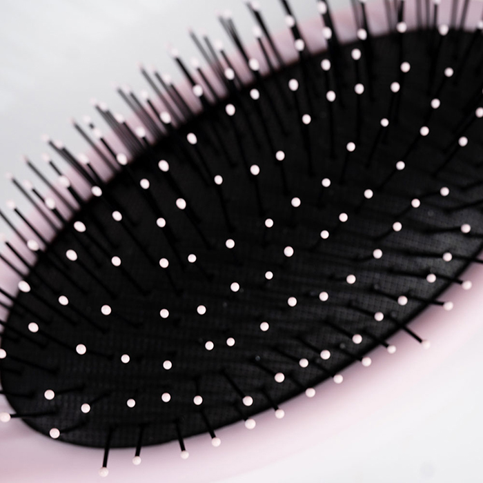 Četka Za Rasčešljavanje Kose - Roza| BRUSHWORKS | Kozmo Online