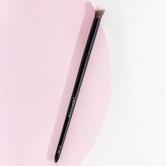 Kosa četkica za obrve i ajlajner br 15 - 5056683101553 - Brushworks - Kozmo Online