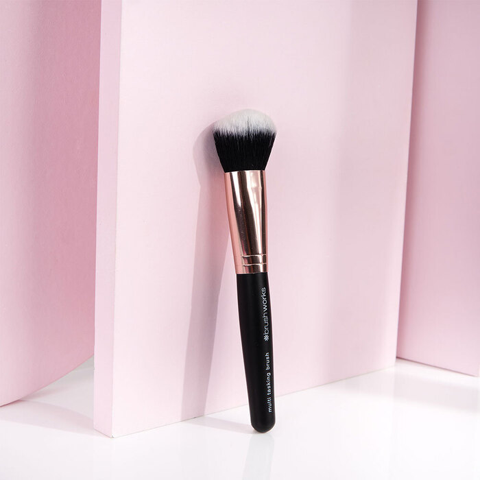 Višenamenska četkica za rumenilo bronzer i hajlajter 5060226339679 |BRUSHWORKS | Kozmo Online