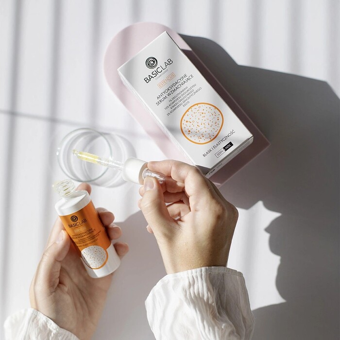 BasicLab Anti-age serum za lice sa antioksidansima i Q10 protiv fleka i bora 30ml - 5904639174413 - Kozmo