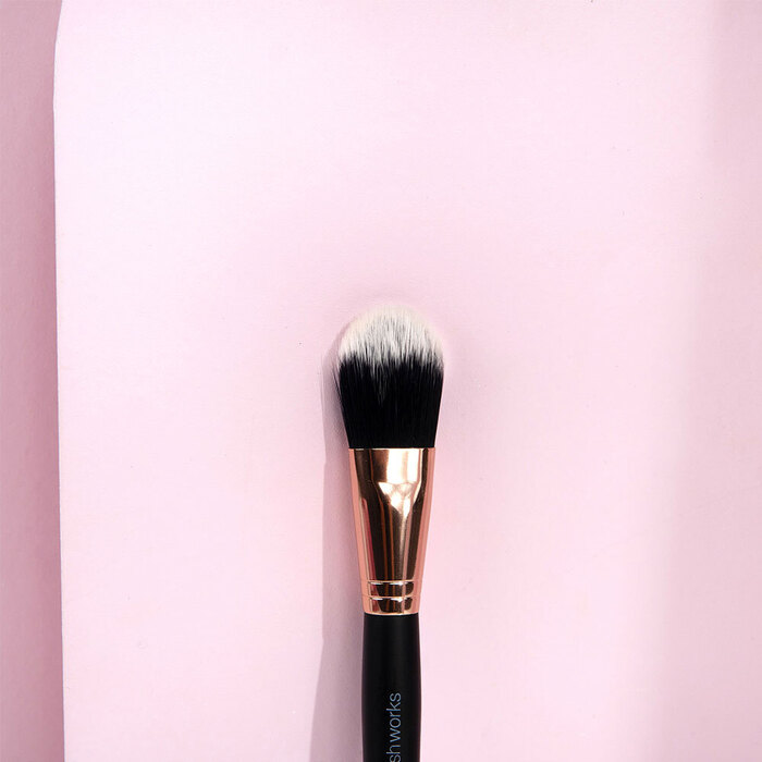 Četkica za tečni puder i korektor Brushworks - 5060226339709 - Brushworks - Kozmo