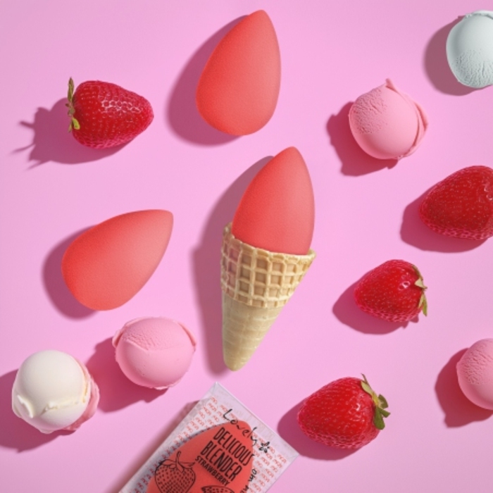 Sunđer za nanošenje šminke Delicious Strawberry 5901801644378 Lovely Kozmo