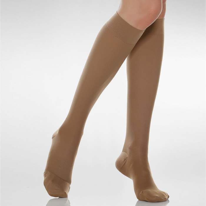 MICROFIBER - Dokolenice 70 DEN (12-17mmHg)
