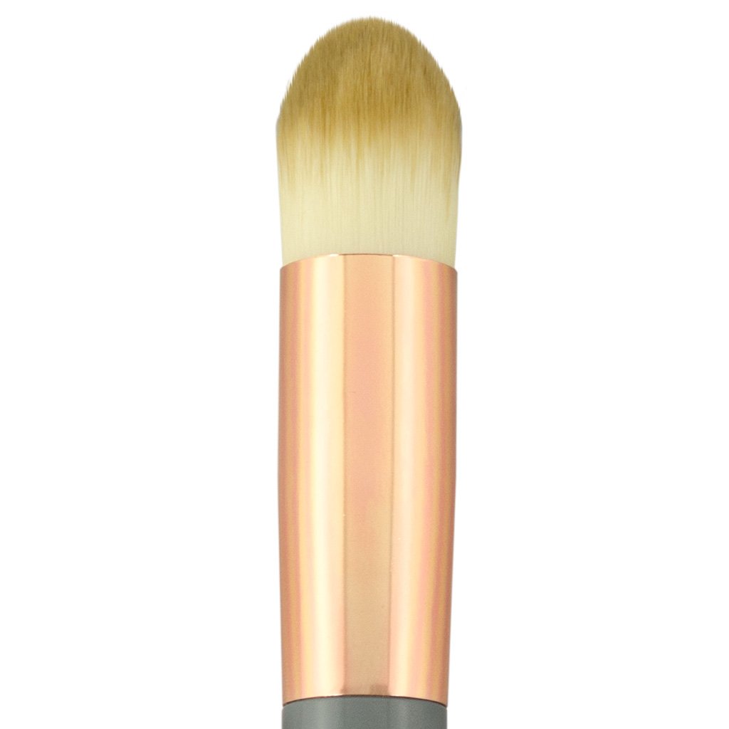Četkica za tečni puder sa zašiljenim vrhom CHIQUE PRO | Brush Royal&Langnickel | Kozmo